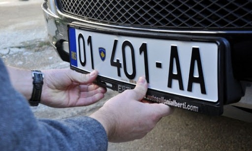 Regjistrimi i automjeteve ne Kosove: Shtohen kostot per qytetaret